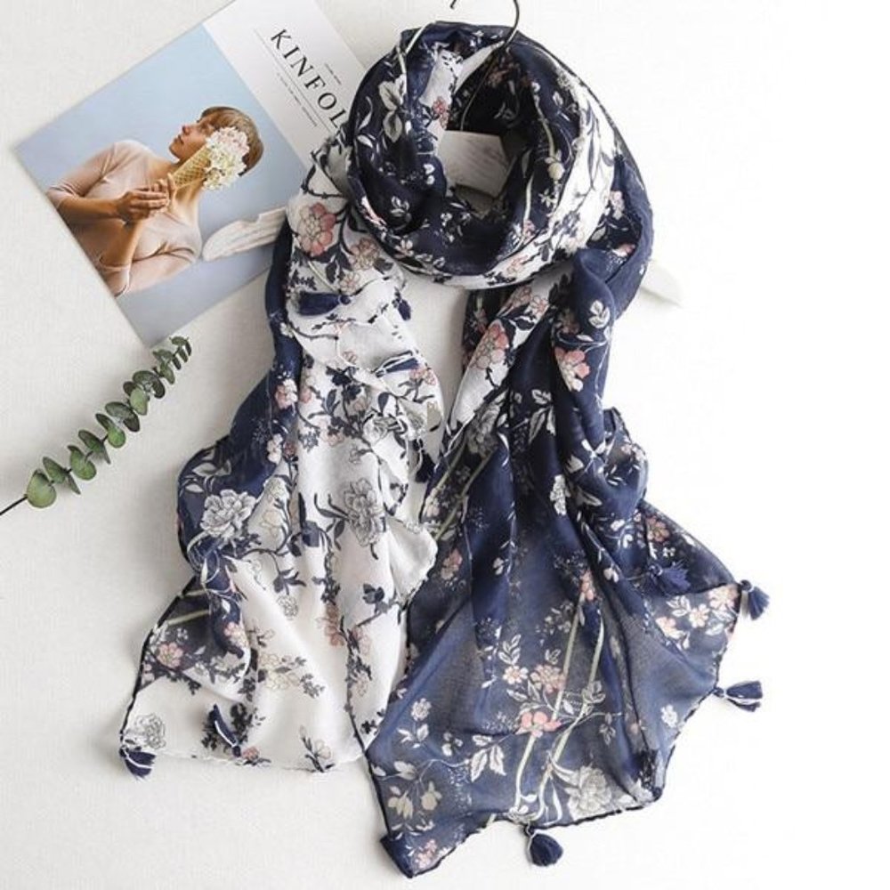 Navy Blue & White Floral Summer Fashion Scarf NWOT